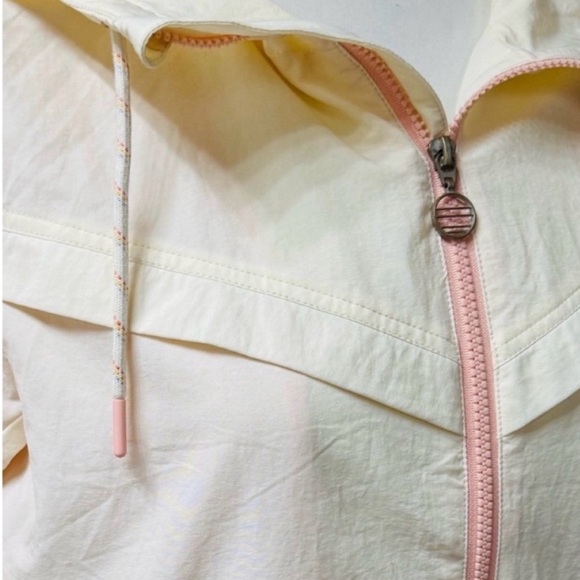 Marine Layer GABBY Hooded Winbreaker Jacket - Picture 12 of 14